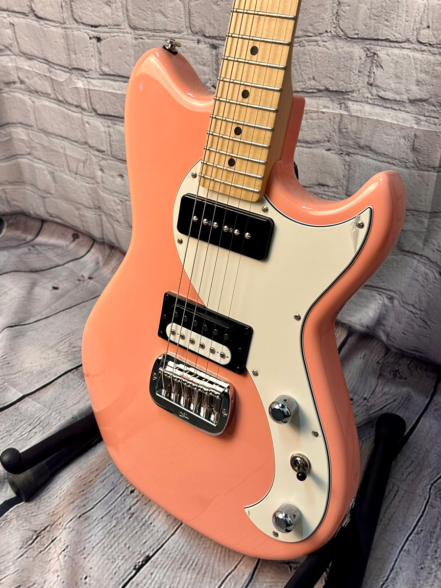 G&L USA Fullerton Deluxe Fallout Sunset Coral w/gig bag – Eclipse
