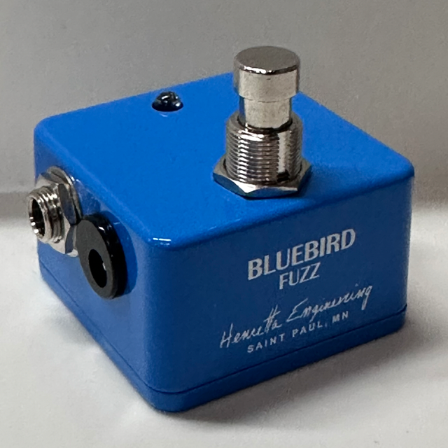 vocal fuzz pedal Henretta Bluebird – Eclipse Music member:50038660890792:3150 Gears of War 2 Color:Carbon Heather out Hendrixian bliss