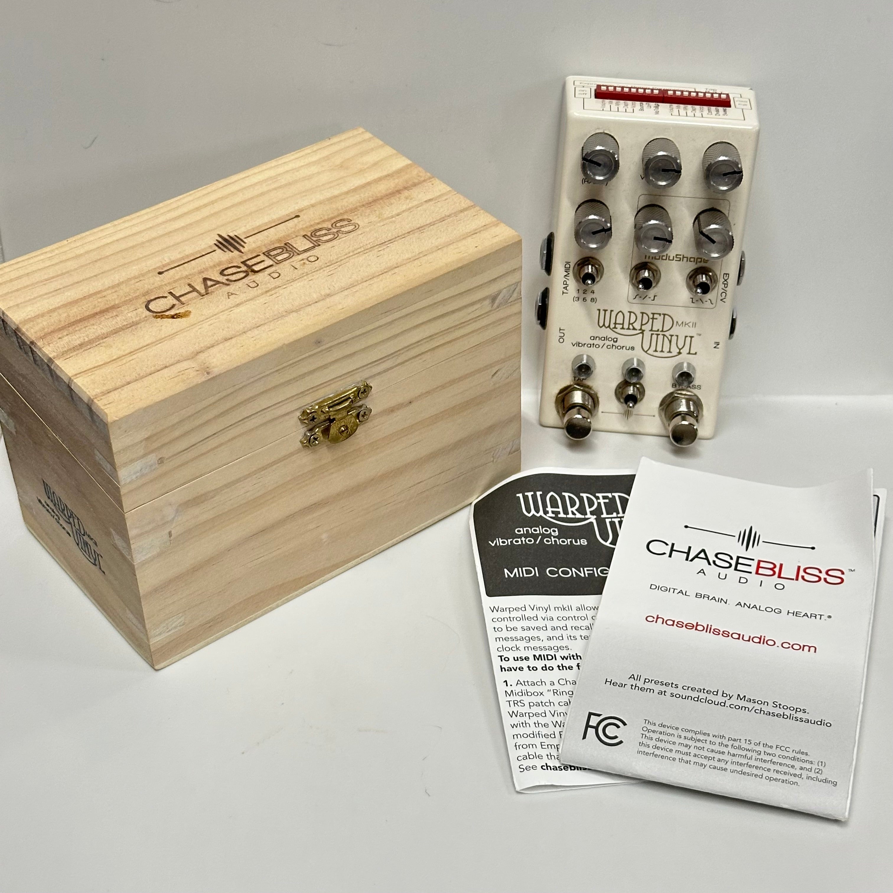warped vinyl pedal Chase Bliss Warped Vinyl MKII HiFi Analog Chorus / Vibrato