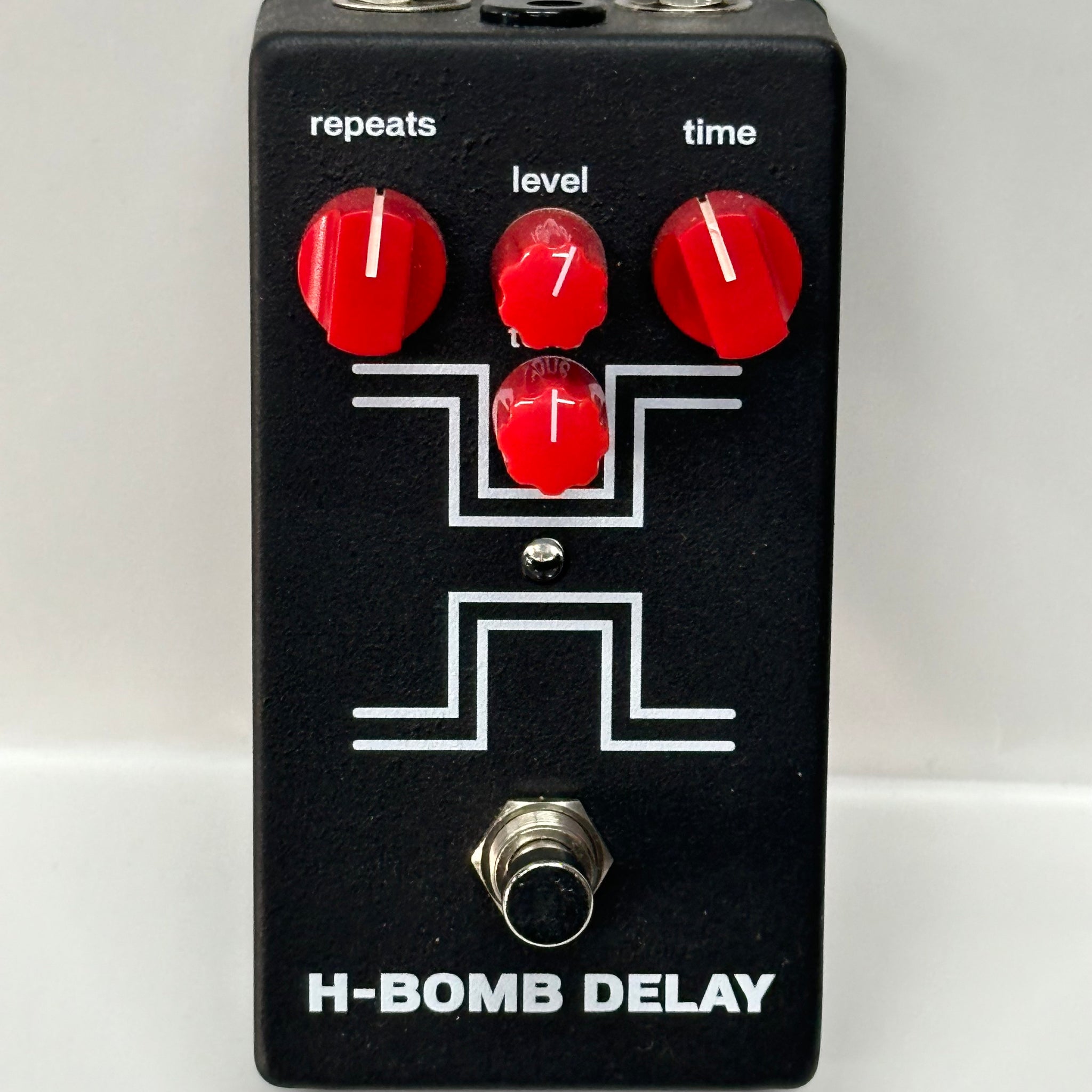 Pedals by Henretta Engineering – Eclipse Music