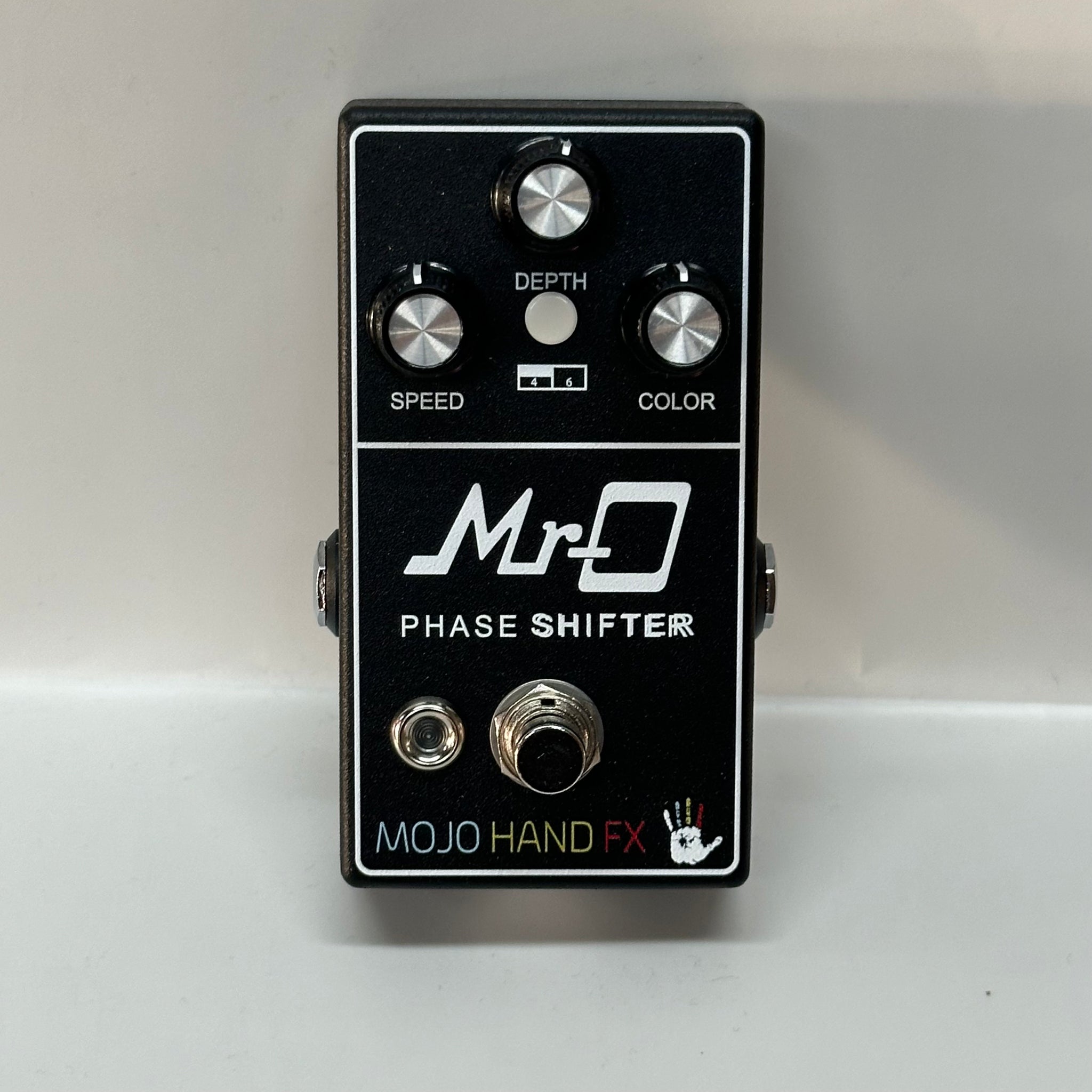Pedals: Phaser Effect – Eclipse Music